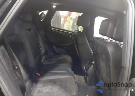 2019 Porsche Macan z USA, uszkodzony, nr VIN WP1AA2A52KLB00219